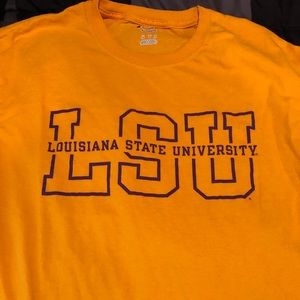 An LSU tshirt